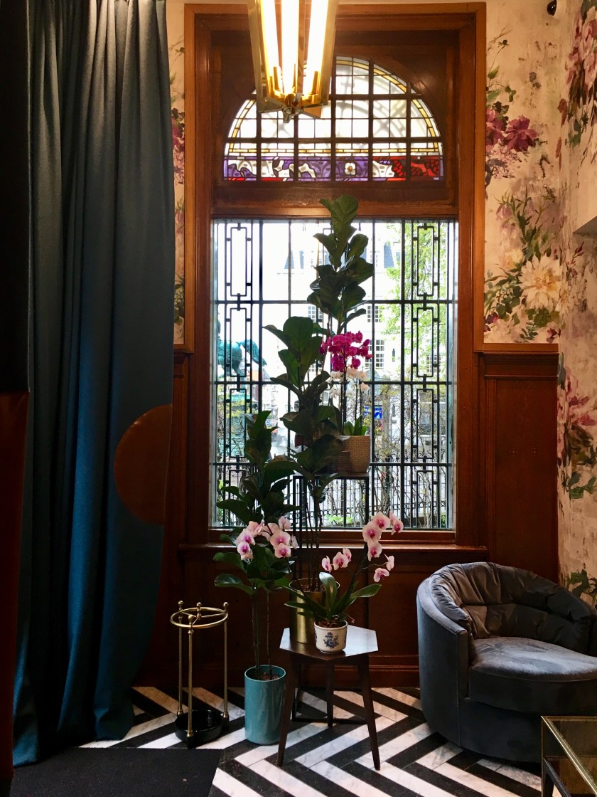 424ED4A0-F7DA-41BE-BDEB-B5E8932940D5