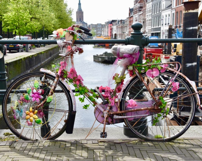 E8C85670-F835-4FC7-A686-2B1F6FF5BCCD